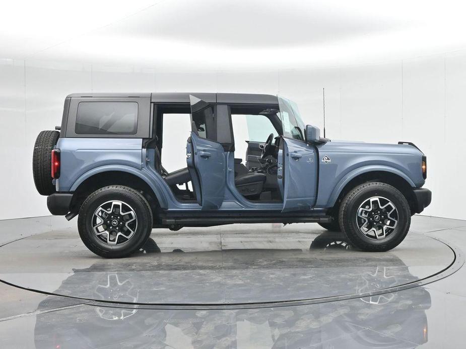 new 2024 Ford Bronco car, priced at $52,980