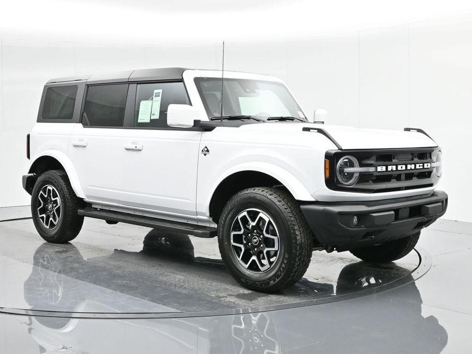 new 2024 Ford Bronco car, priced at $51,985