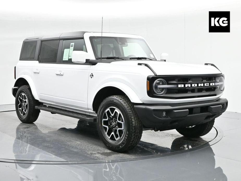 new 2024 Ford Bronco car, priced at $51,985