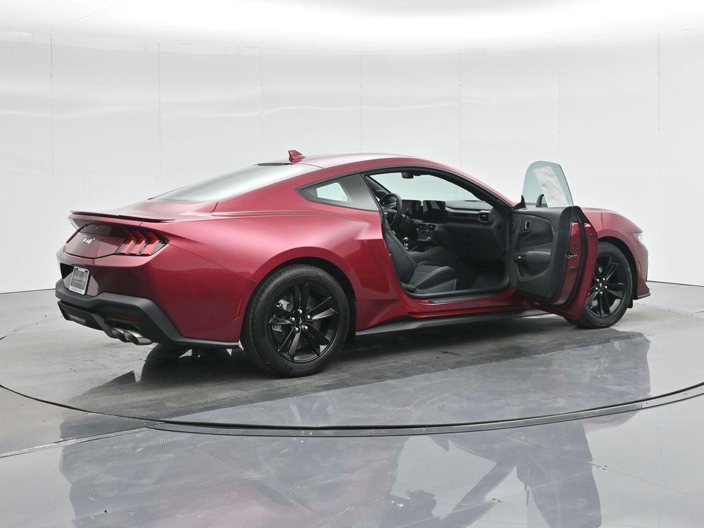 new 2025 Ford Mustang car