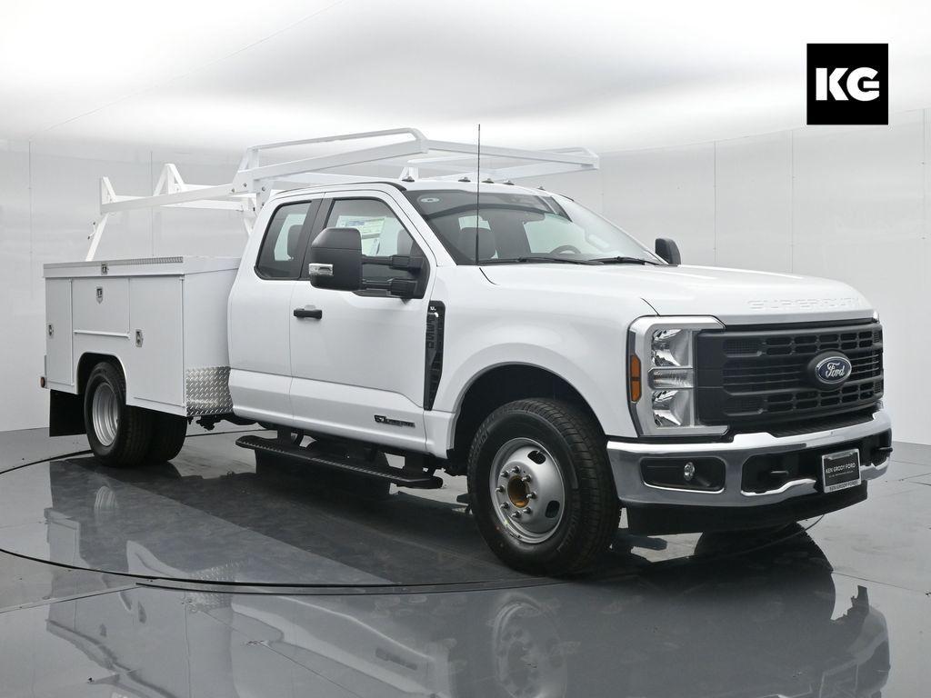 new 2024 Ford F-350 car, priced at $77,571