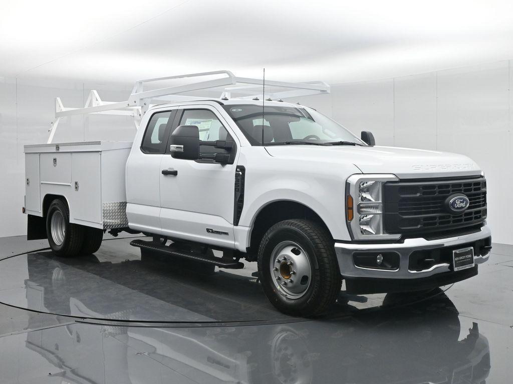 new 2024 Ford F-350 car, priced at $77,571