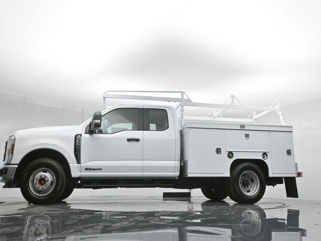 new 2024 Ford F-350 car, priced at $77,571