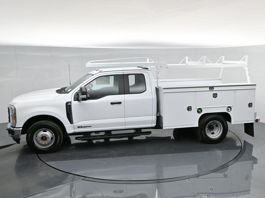 new 2024 Ford F-350 car, priced at $77,571