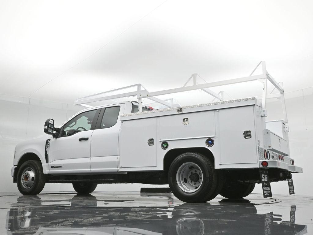 new 2024 Ford F-350 car, priced at $77,571