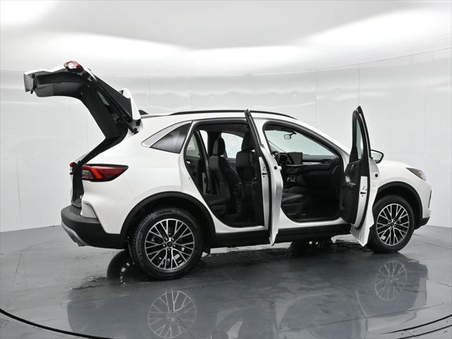 new 2024 Ford Escape car, priced at $43,195