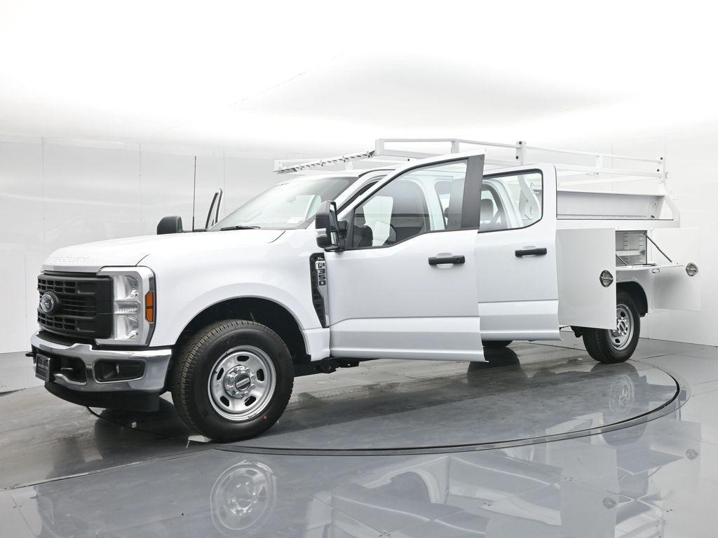 new 2024 Ford F-350 car, priced at $62,384