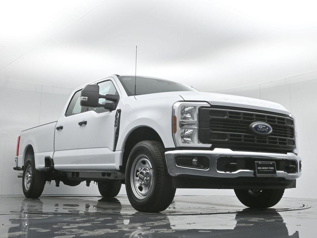 new 2024 Ford F-350 car, priced at $65,384