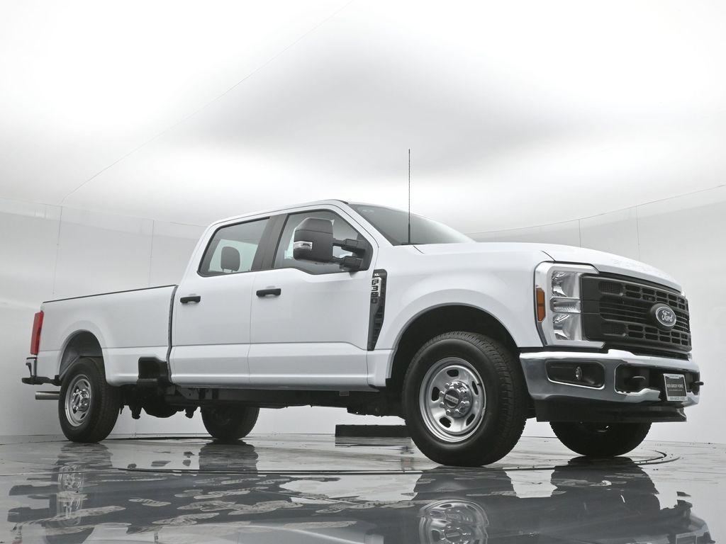 new 2024 Ford F-350 car, priced at $65,384