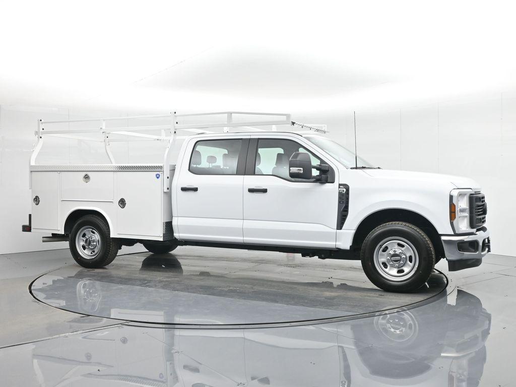 new 2024 Ford F-350 car, priced at $62,384