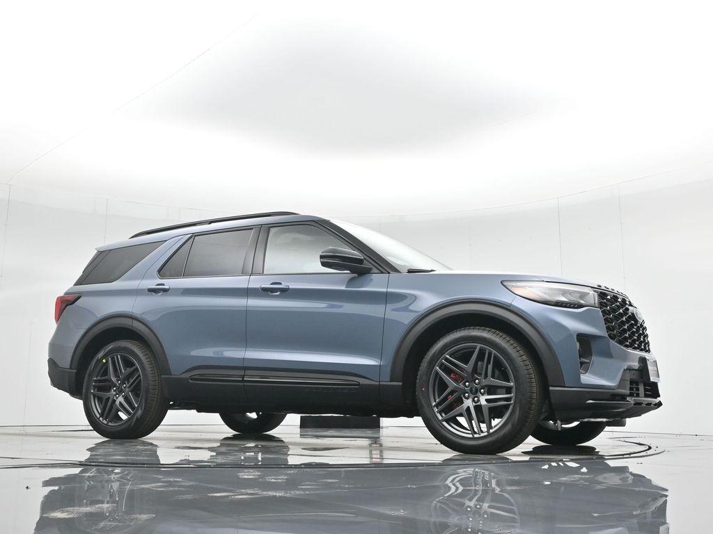 new 2025 Ford Explorer car, priced at $61,345