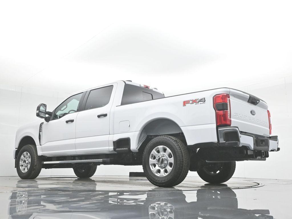 new 2024 Ford F-250 car, priced at $56,470