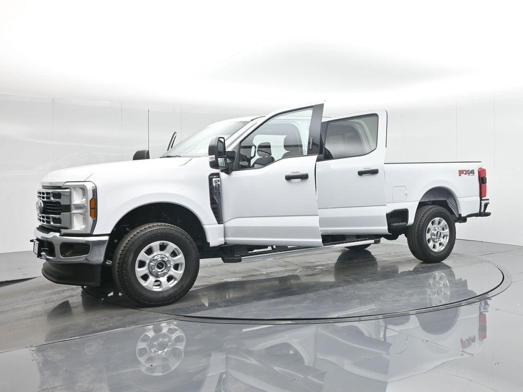 new 2024 Ford F-250 car, priced at $56,470