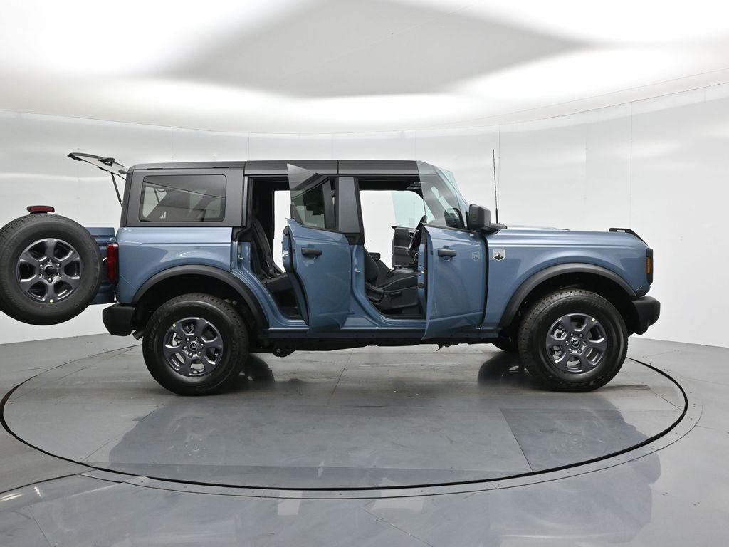 new 2025 Ford Bronco car, priced at $45,550