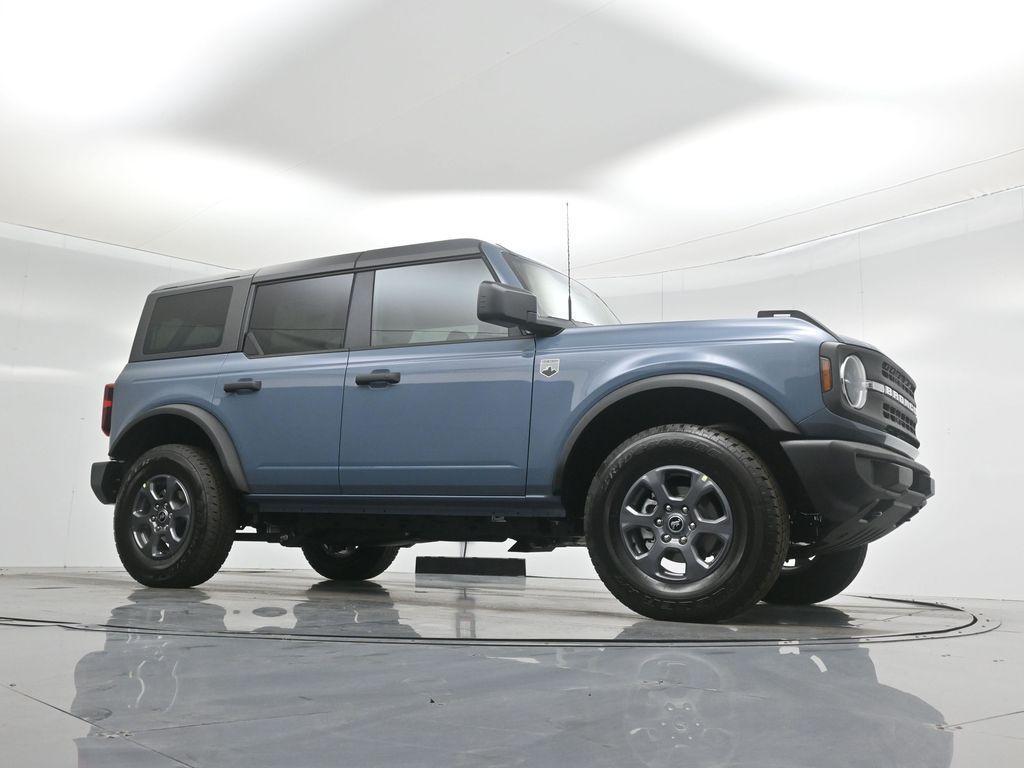 new 2025 Ford Bronco car, priced at $45,550