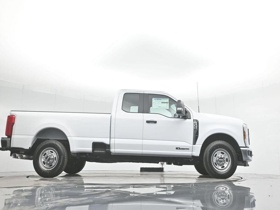 new 2024 Ford F-350 car, priced at $62,400