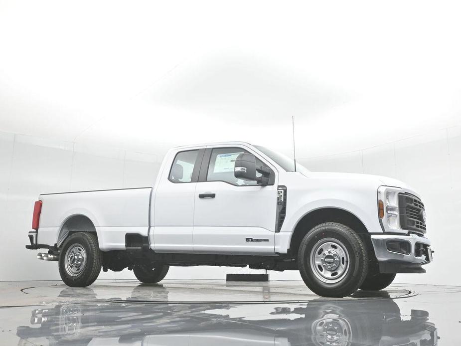 new 2024 Ford F-350 car, priced at $62,400