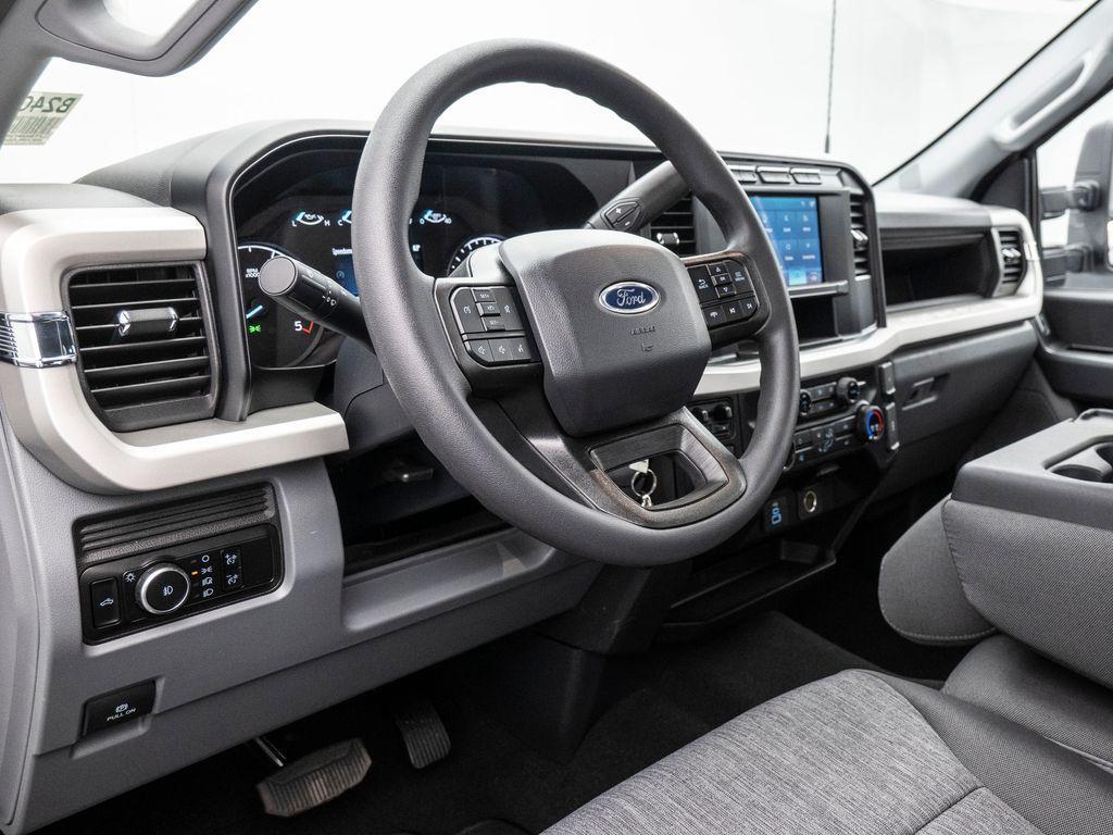 new 2024 Ford F-250 car, priced at $71,830