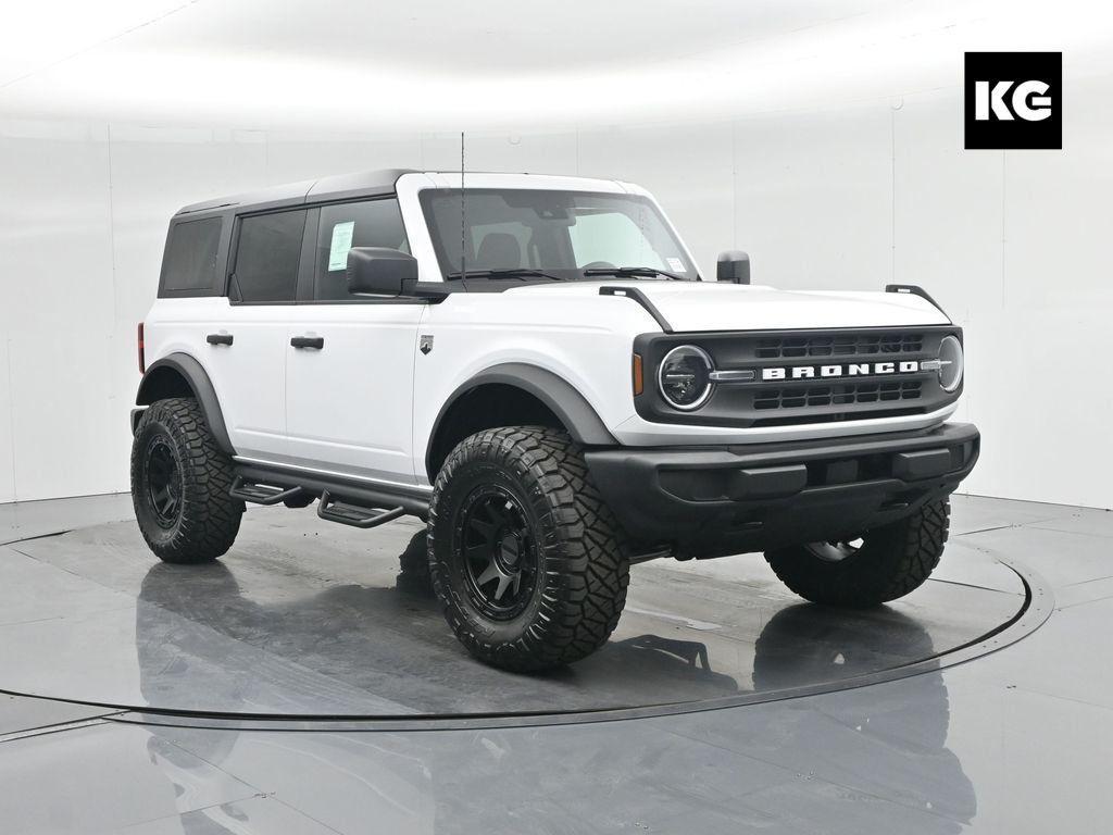 new 2025 Ford Bronco car, priced at $55,340