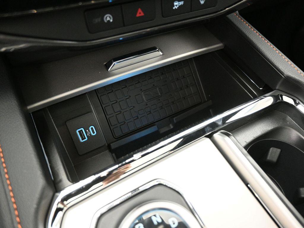 new 2024 Ford Expedition car, priced at $72,325