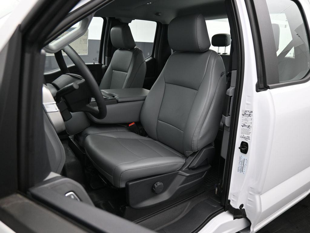 new 2024 Ford F-350 car, priced at $60,821