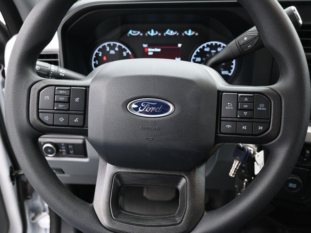 new 2024 Ford F-350 car, priced at $60,821
