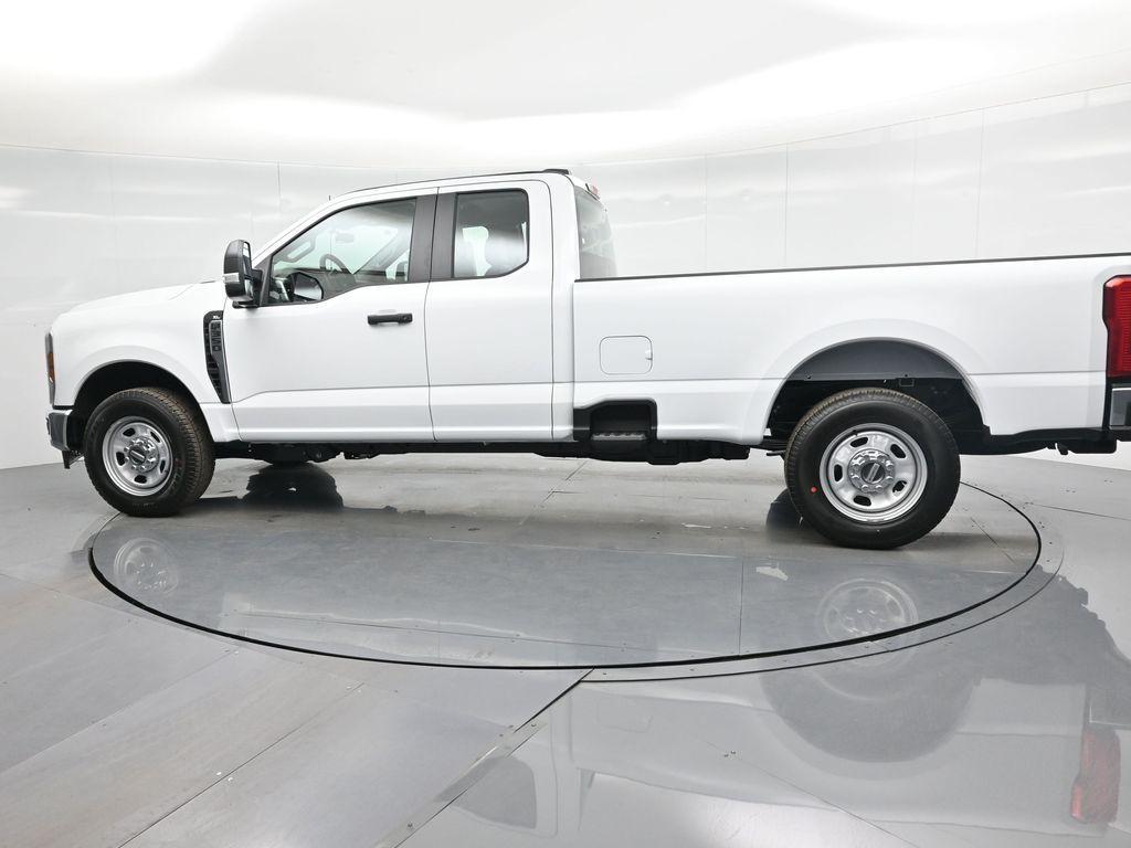 new 2024 Ford F-350 car, priced at $48,905