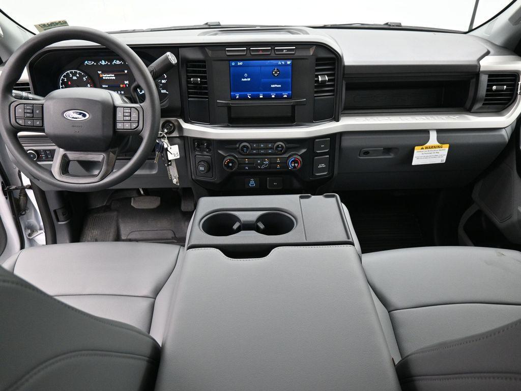 new 2024 Ford F-350 car, priced at $60,821