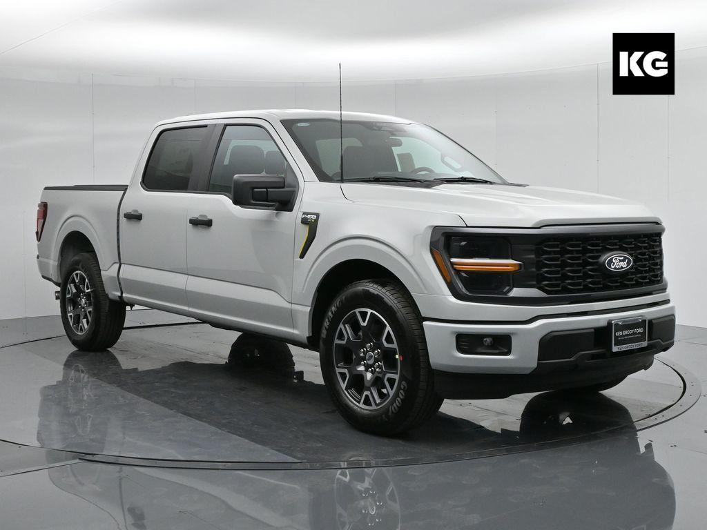 new 2024 Ford F-150 car, priced at $39,975