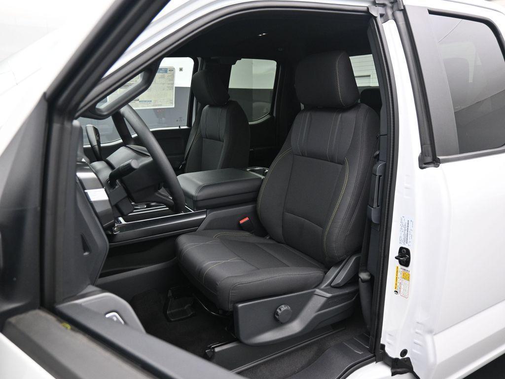 new 2025 Ford F-150 car, priced at $42,301