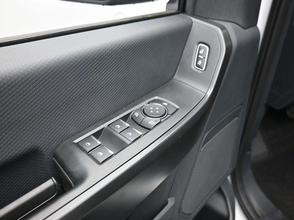 new 2025 Ford F-150 car, priced at $42,301