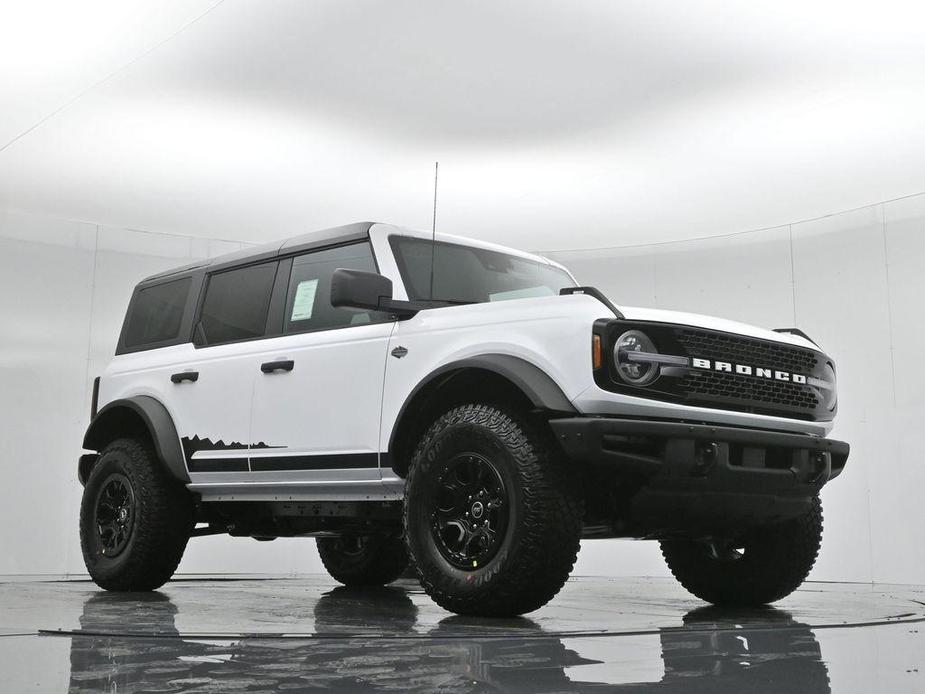 new 2024 Ford Bronco car, priced at $65,470