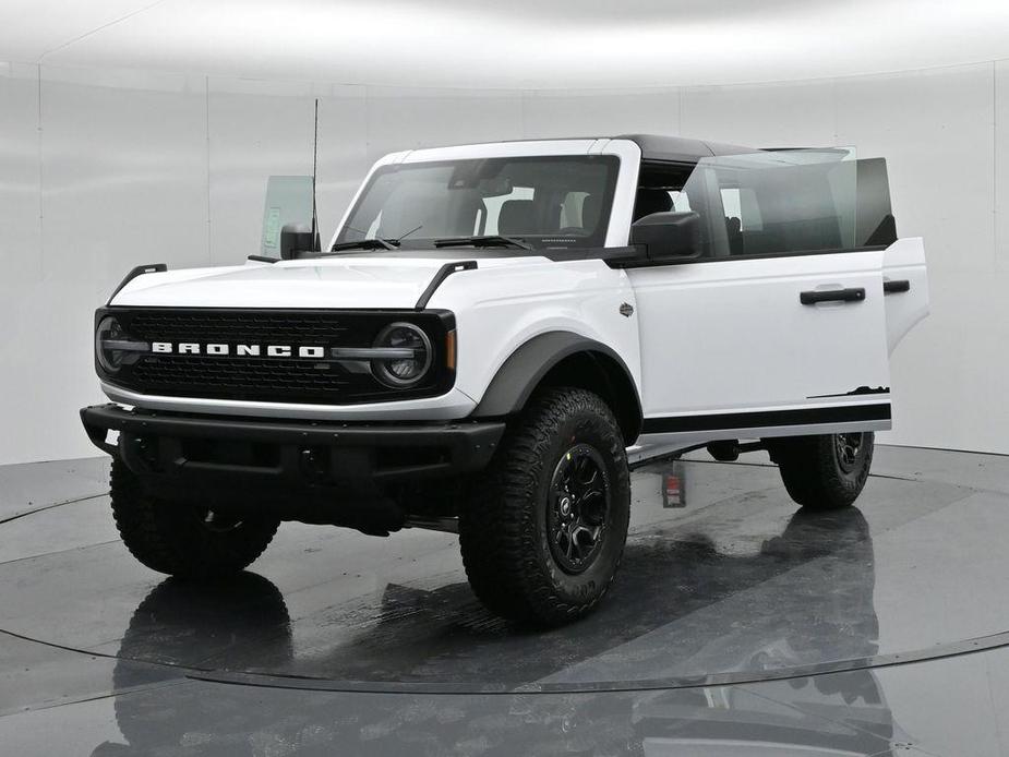 new 2024 Ford Bronco car, priced at $65,470