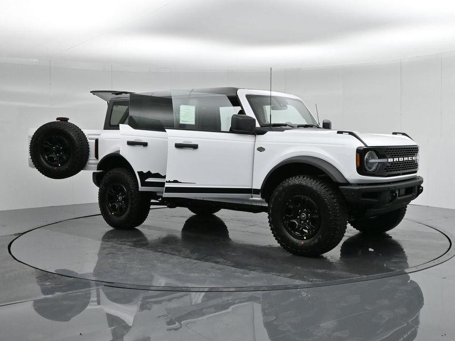 new 2024 Ford Bronco car, priced at $65,470