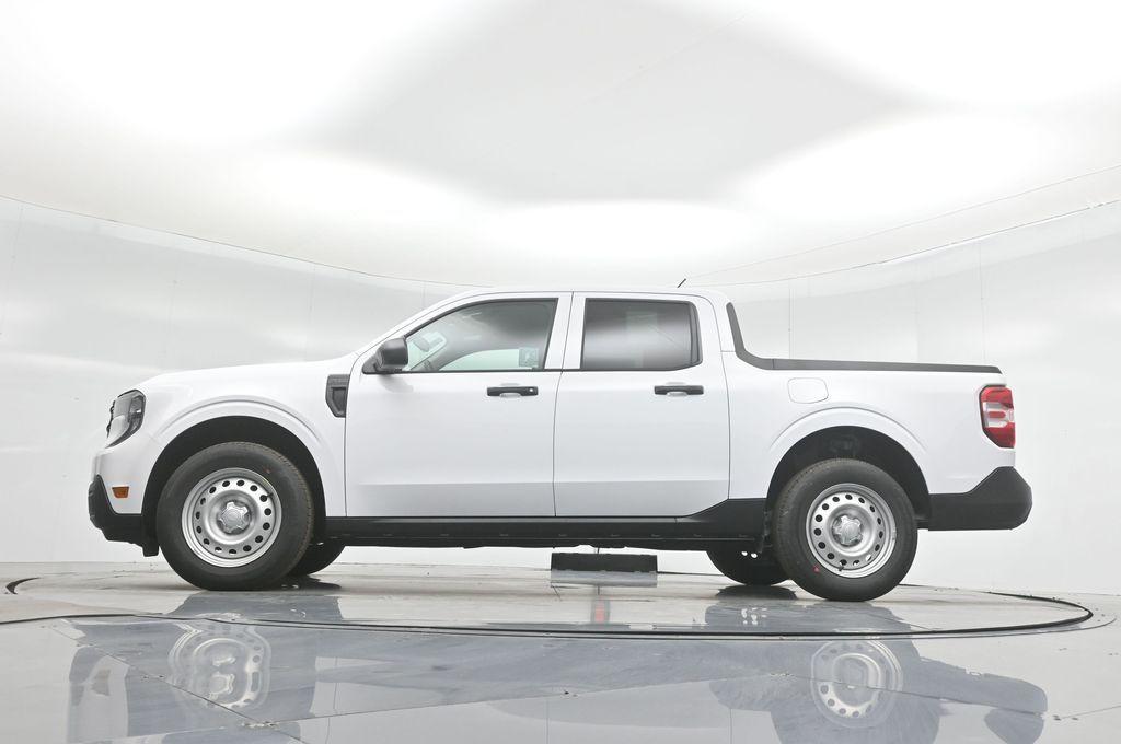 new 2025 Ford Maverick car