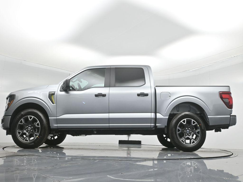 new 2024 Ford F-150 car, priced at $48,330