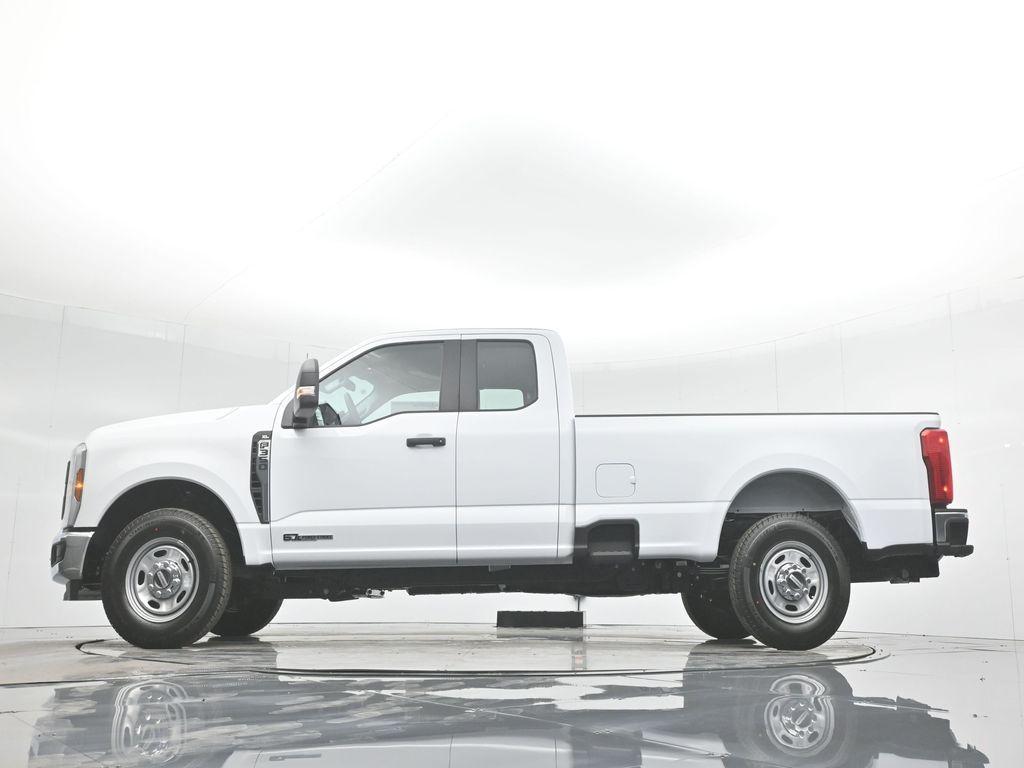 new 2024 Ford F-350 car, priced at $59,400