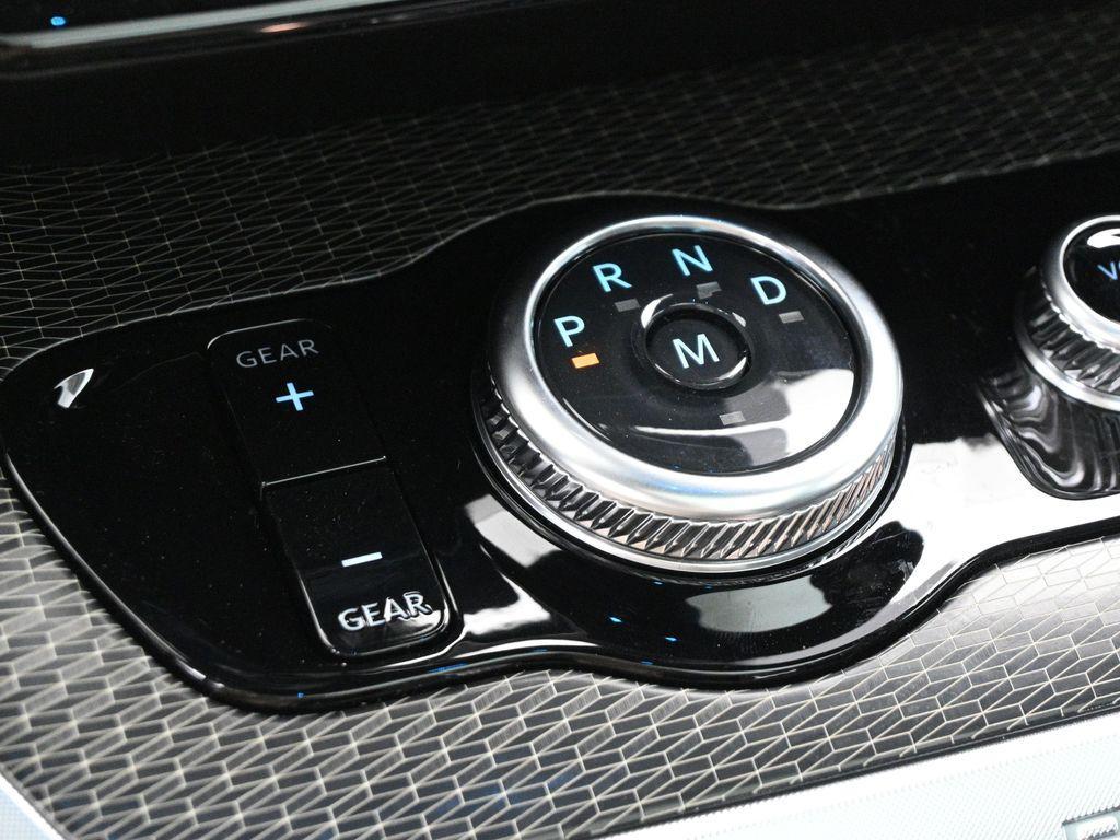 new 2025 Ford Expedition car, priced at $81,570