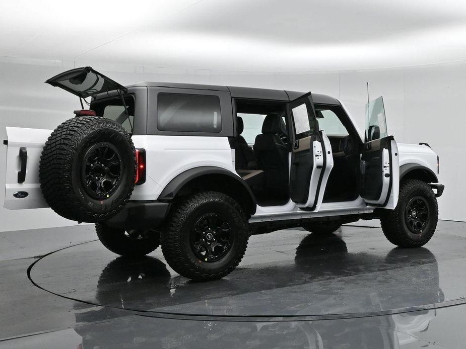new 2024 Ford Bronco car, priced at $65,470