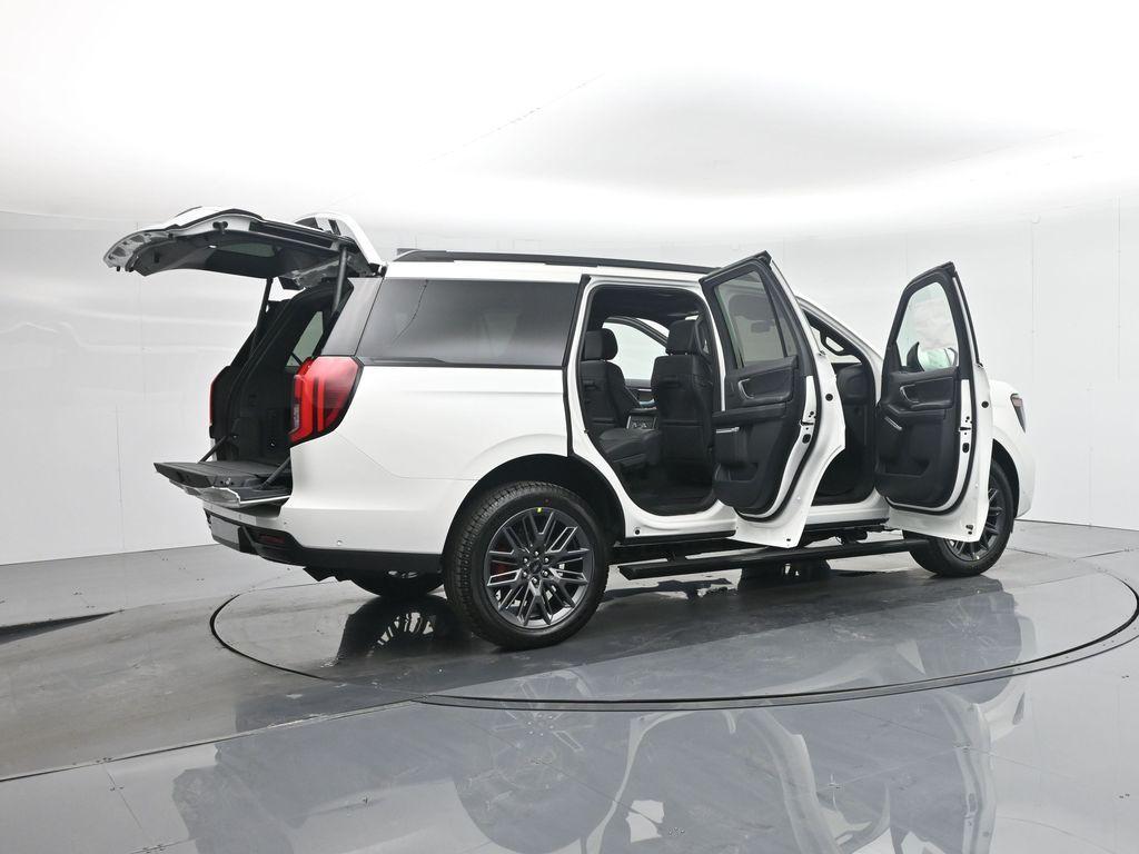 new 2025 Ford Expedition car, priced at $84,820