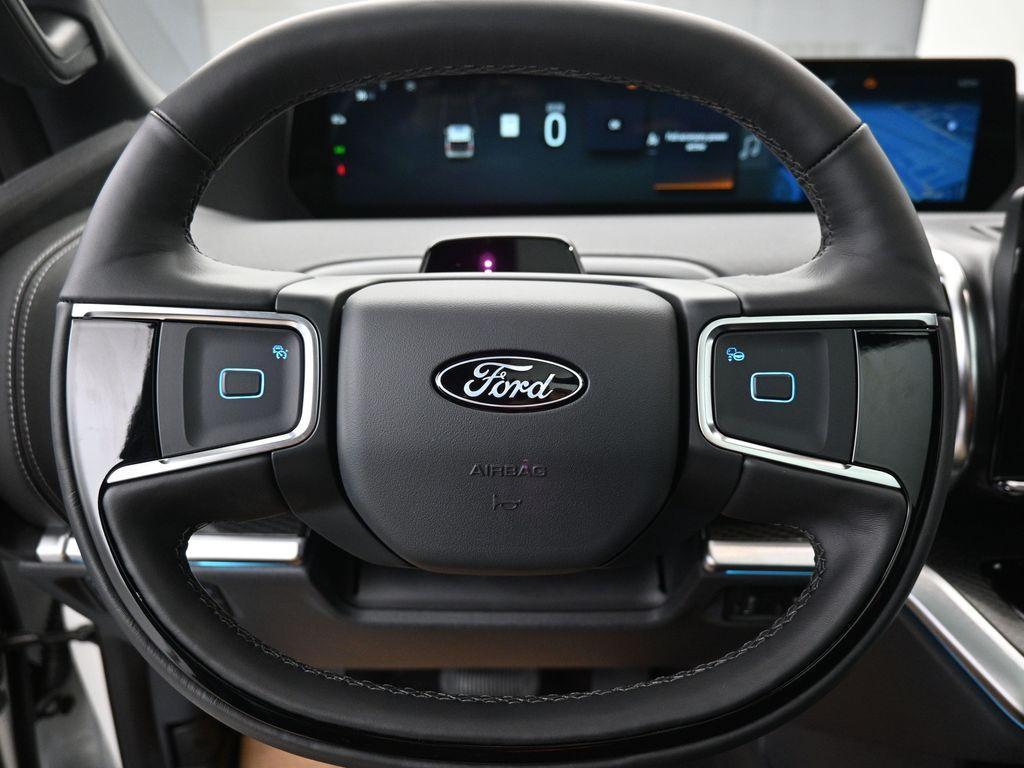 new 2025 Ford Expedition car, priced at $84,820