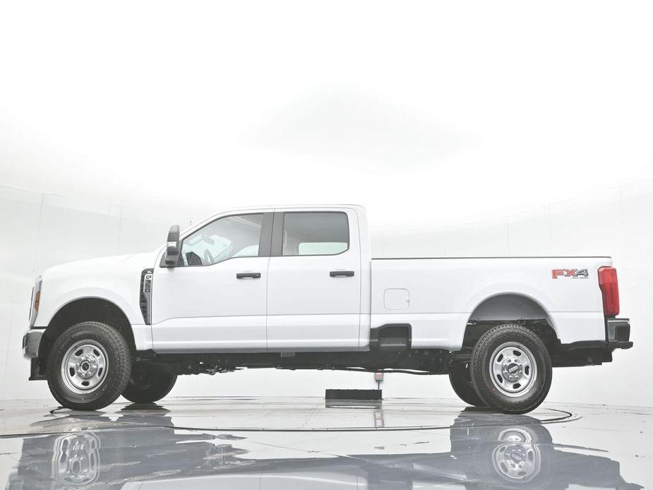 new 2024 Ford F-350 car, priced at $55,940