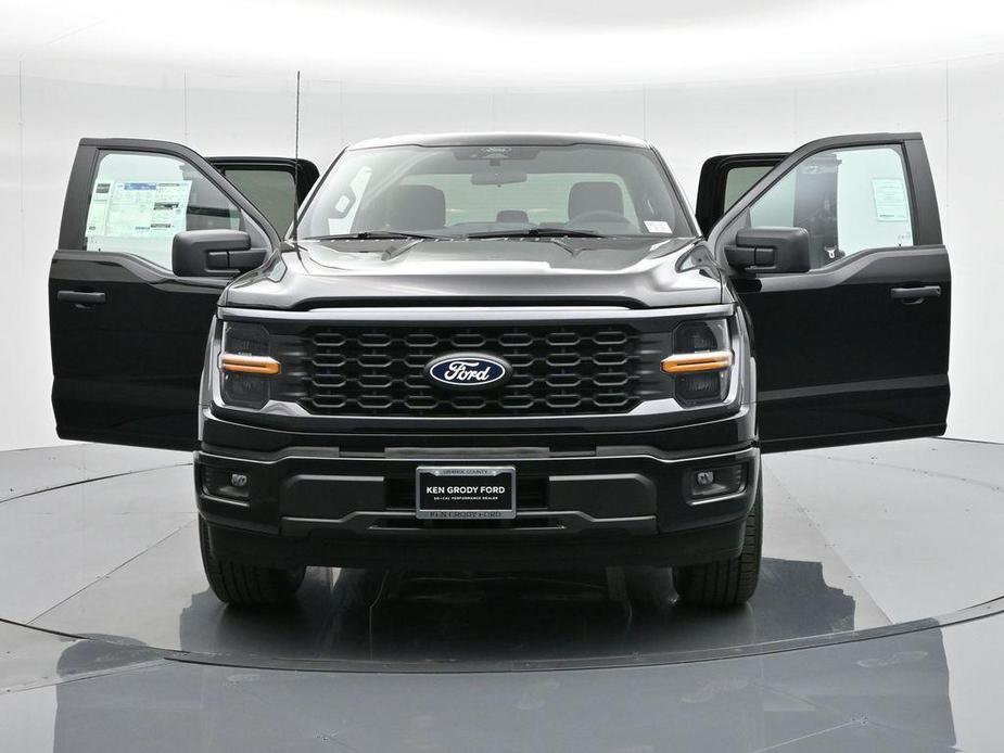 new 2024 Ford F-150 car, priced at $45,995