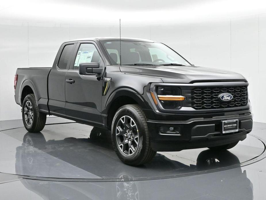 new 2024 Ford F-150 car, priced at $45,995