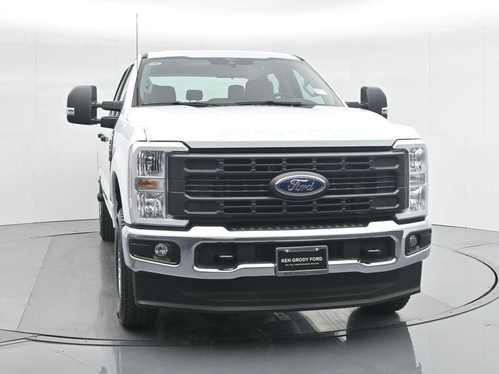 new 2024 Ford F-250 car, priced at $55,045