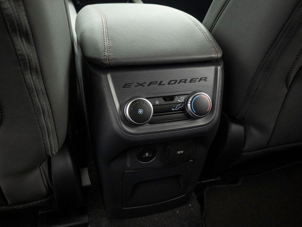 new 2025 Ford Explorer car, priced at $41,565