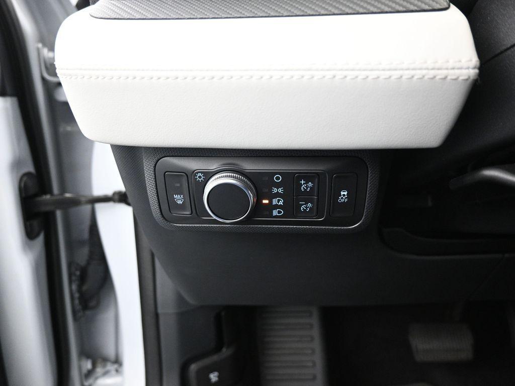 used 2021 Ford Mustang Mach-E car, priced at $24,400