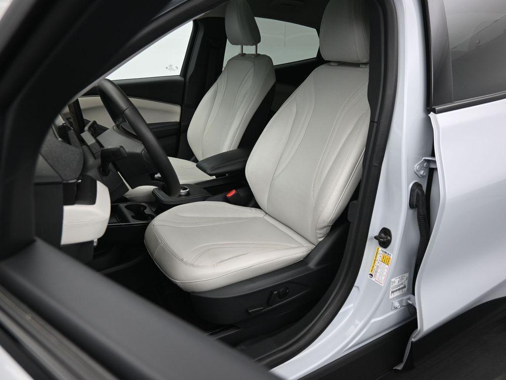 used 2021 Ford Mustang Mach-E car, priced at $24,400