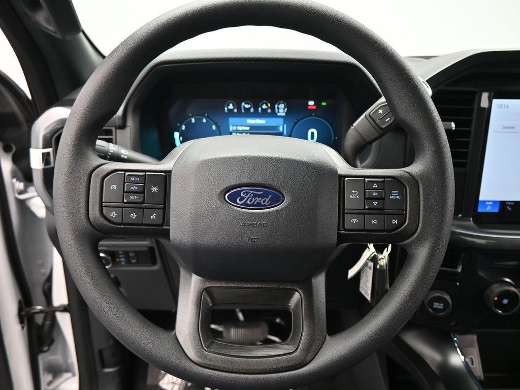 new 2025 Ford F-150 car, priced at $40,953
