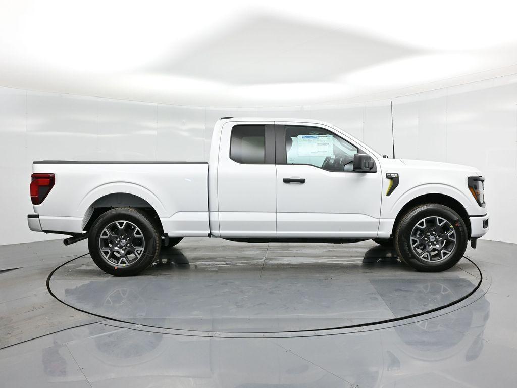 new 2025 Ford F-150 car, priced at $40,953